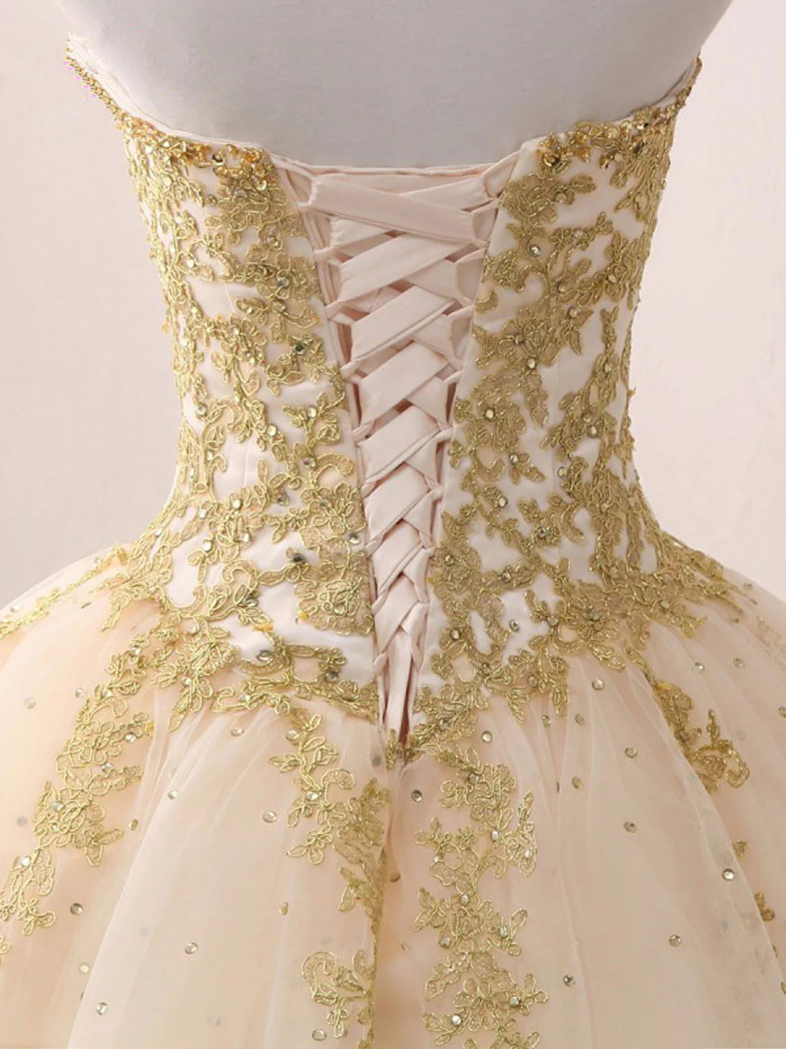 Ball Gown Princess Dress Performance Quinceanera Floor Length Champagne Sweetheart Neck Tulle Long Prom Gown Sweet 16 Dress V Neck Polyester with Sequins Appliques
