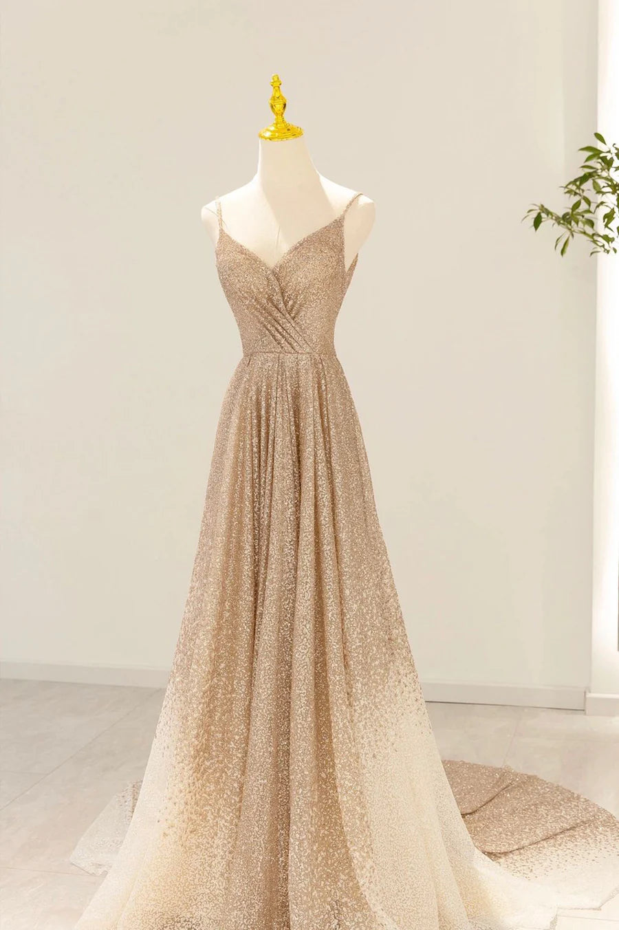 Prom Dresses V-Neck Sparkle & Shine Dress Wedding Guest Birthday Court Train Sleeveless Sequined Evening Party Dress