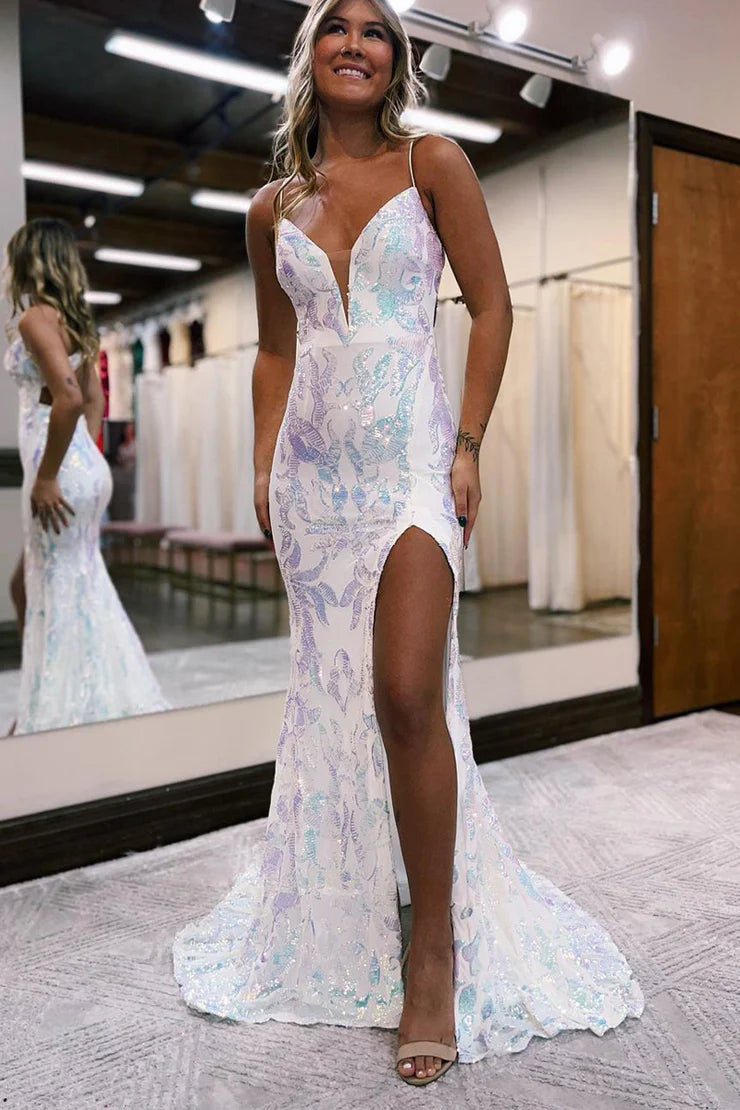 Sheath/Mermaid Spaghetti Straps V Neck Sequins Long Prom Dresses