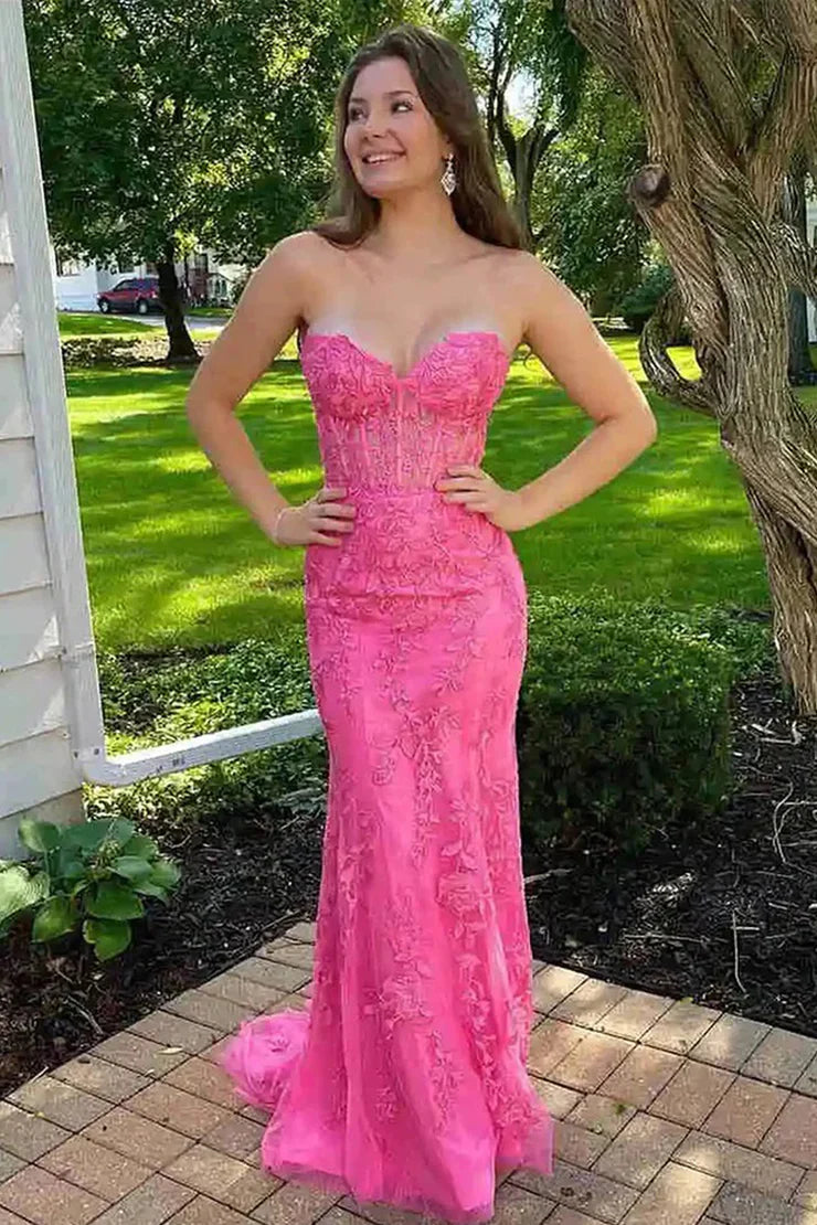 Sheath/Mermaid Sweetheart Strapless Blue Lace Prom Dresses with Appliques