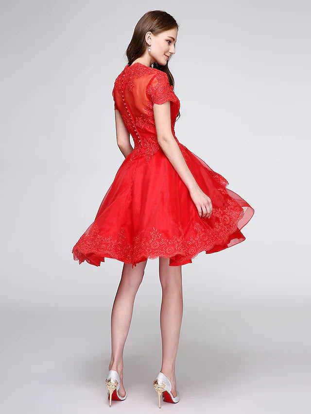 Ball Gown Elegant Cute Cocktail Party Prom Dress Plunging Neck Short Sleeve Knee Length Organza Lace Over Tulle with Appliques