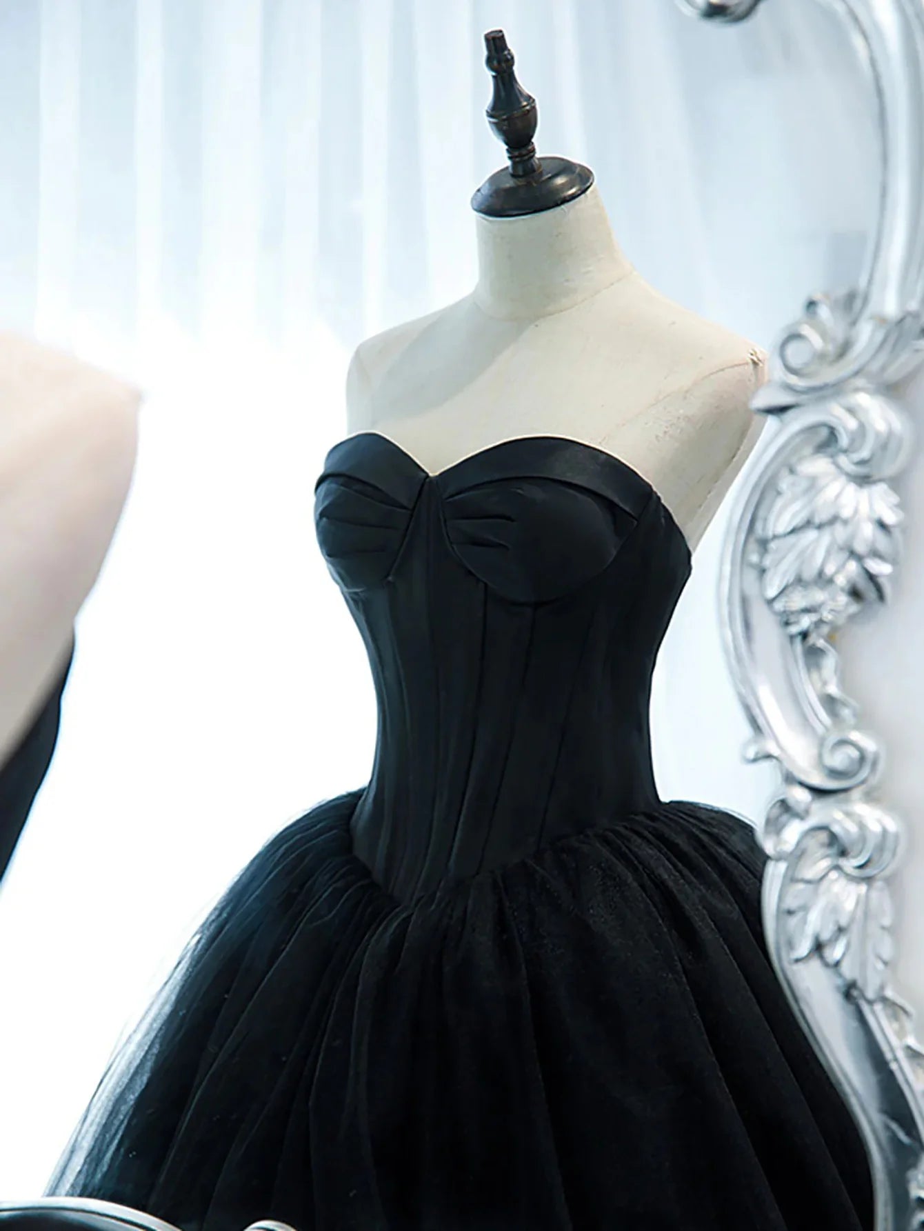 A Line Strapless Sweetheart Princess Tulle Long Prom Dress