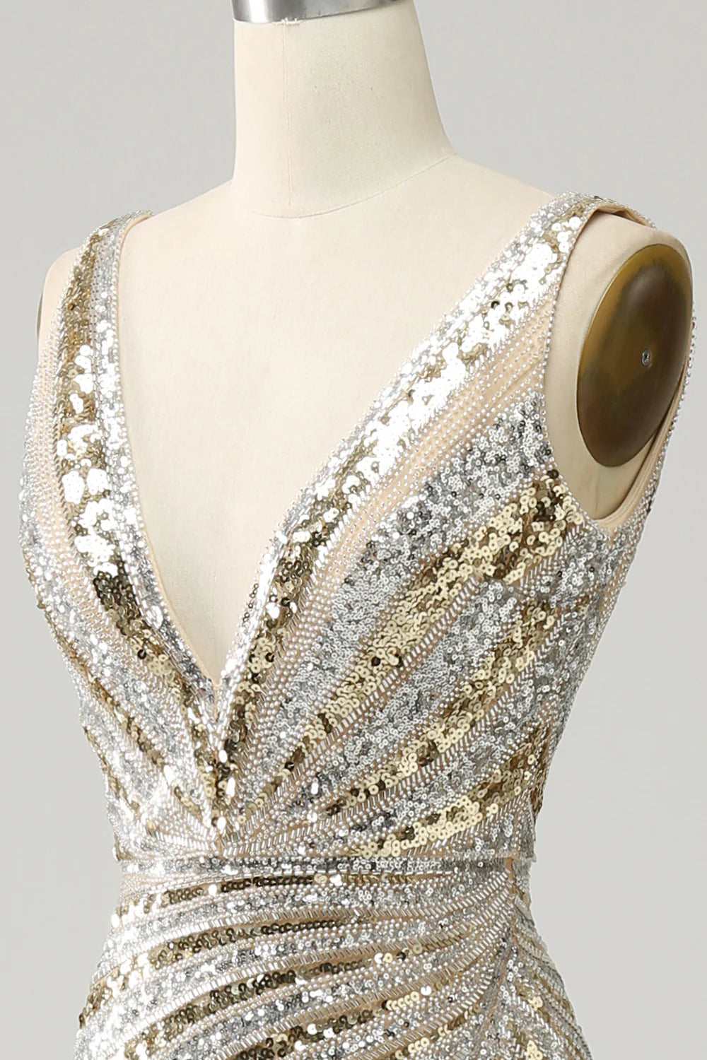 Mermaid Sleek Glitter Sparking Sequins Low V Neck Long Prom Dress with Silt