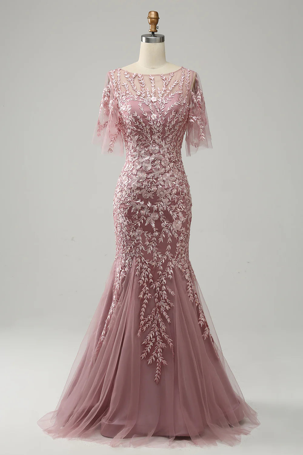 Lace Mermaid Scoop Neck Tulle Mother of the Bride Dress With Embroidery Appliques