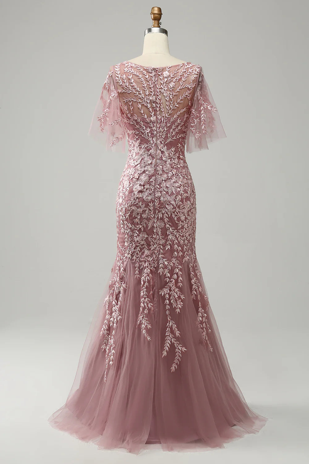 Lace Mermaid Scoop Neck Tulle Mother of the Bride Dress With Embroidery Appliques