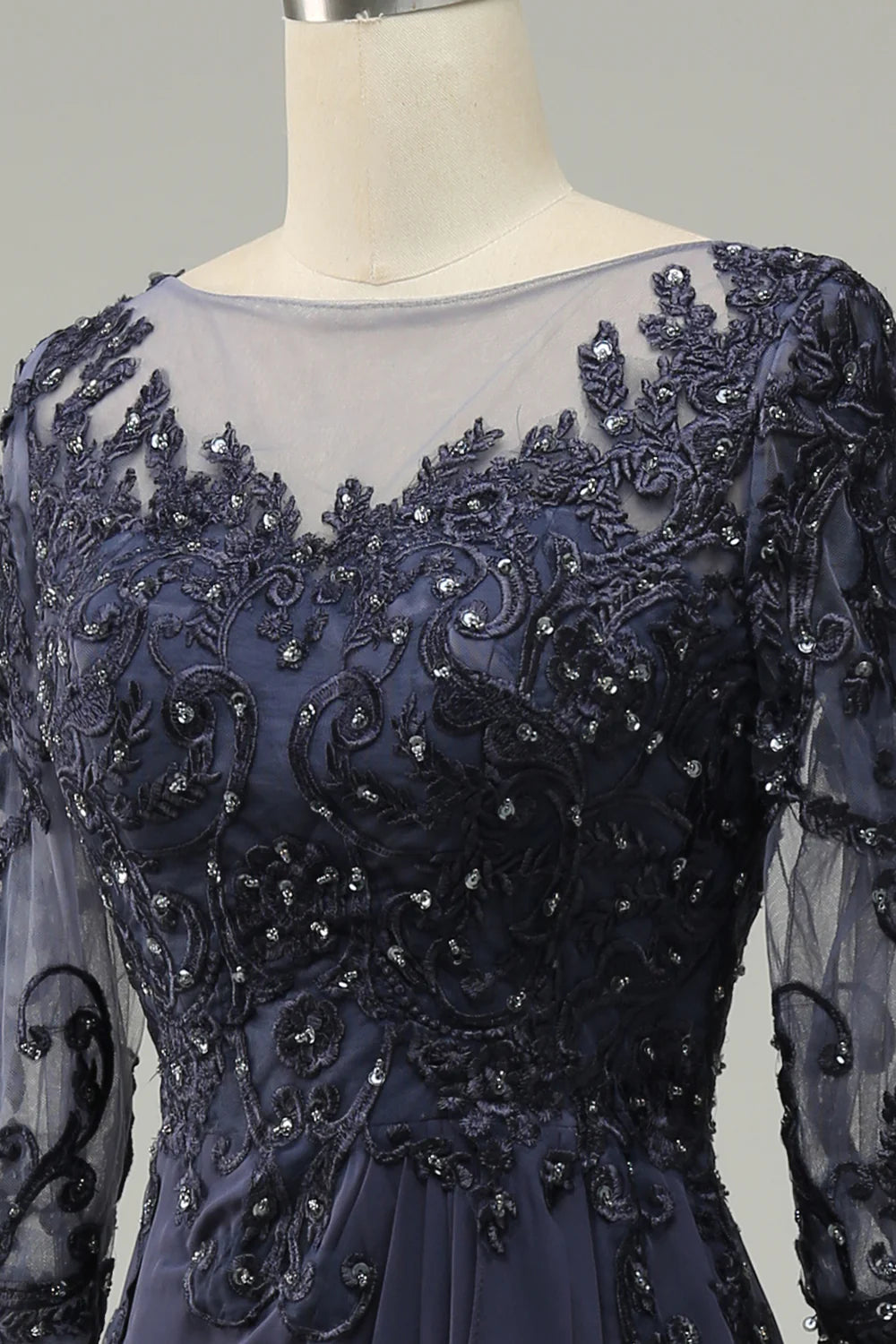 Sheath Long Sleeves Mother of Bride Dress with Appliques