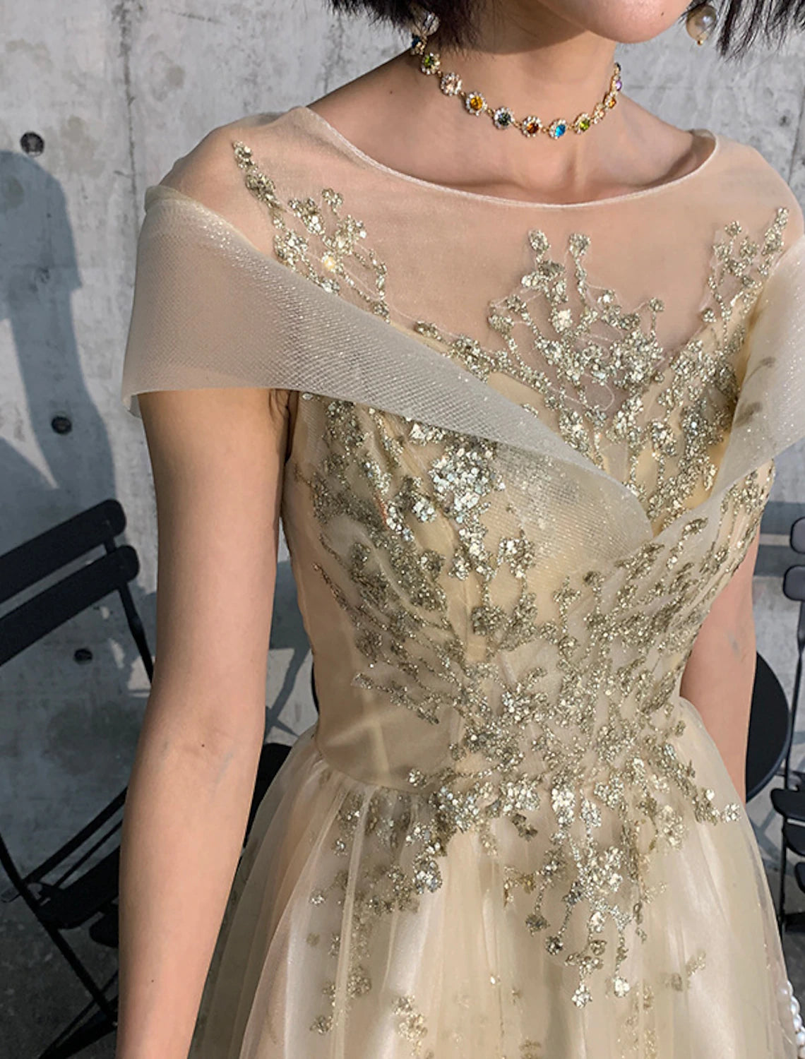 A-Line Jewel Neck Floor Length Wedding Guest Tulle Short Sleeve Mother of the Bride Dress with Pleats Appliques