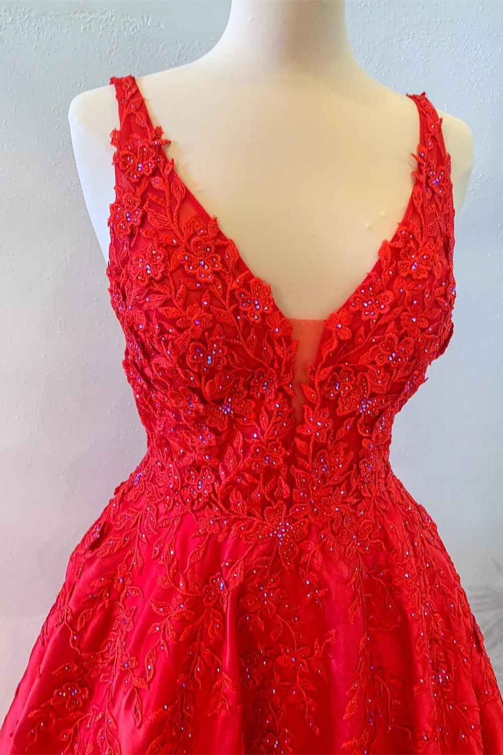 A-Line Red Floral Ball Gown Satin Long Formal Dress Floor Length V Neck Prom Dress