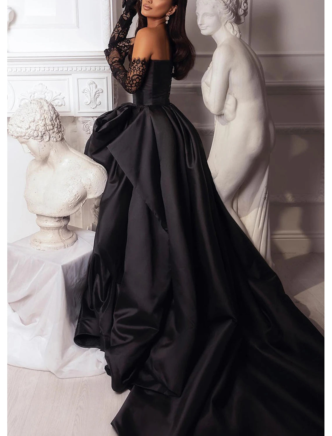 Sheath Elegant Short Sleeve Court Train Dress Long Prom Dress with Pleats Appliques