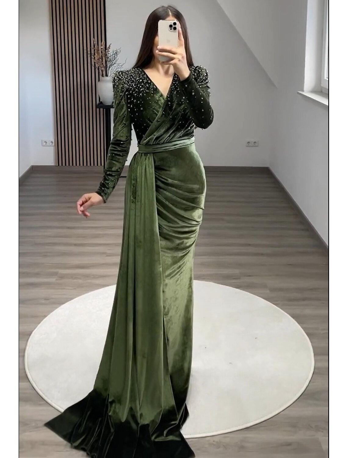 Sheath Mermaid Burgundy Floor Length Party Dress Long Sleeve V Neck Ruched Wedding Guest Velvet with Beads