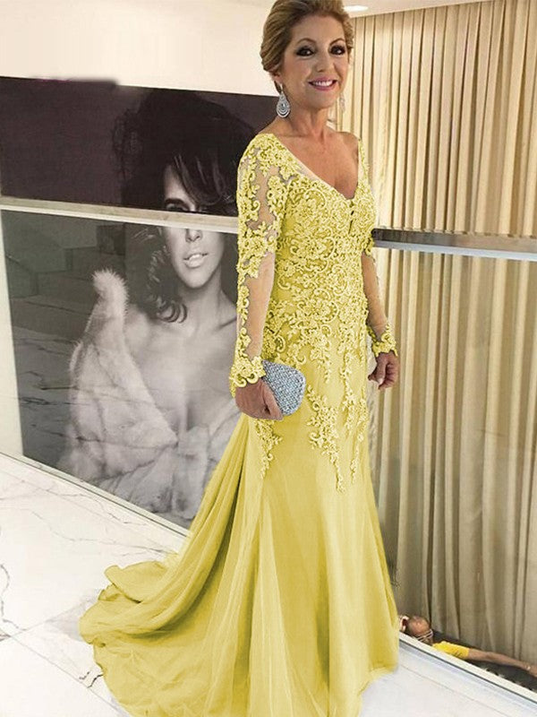 A Line Sheath/Column Tulle Applique V-neck Long Sleeves Sweep/Brush Train Mother of the Bride Dresses