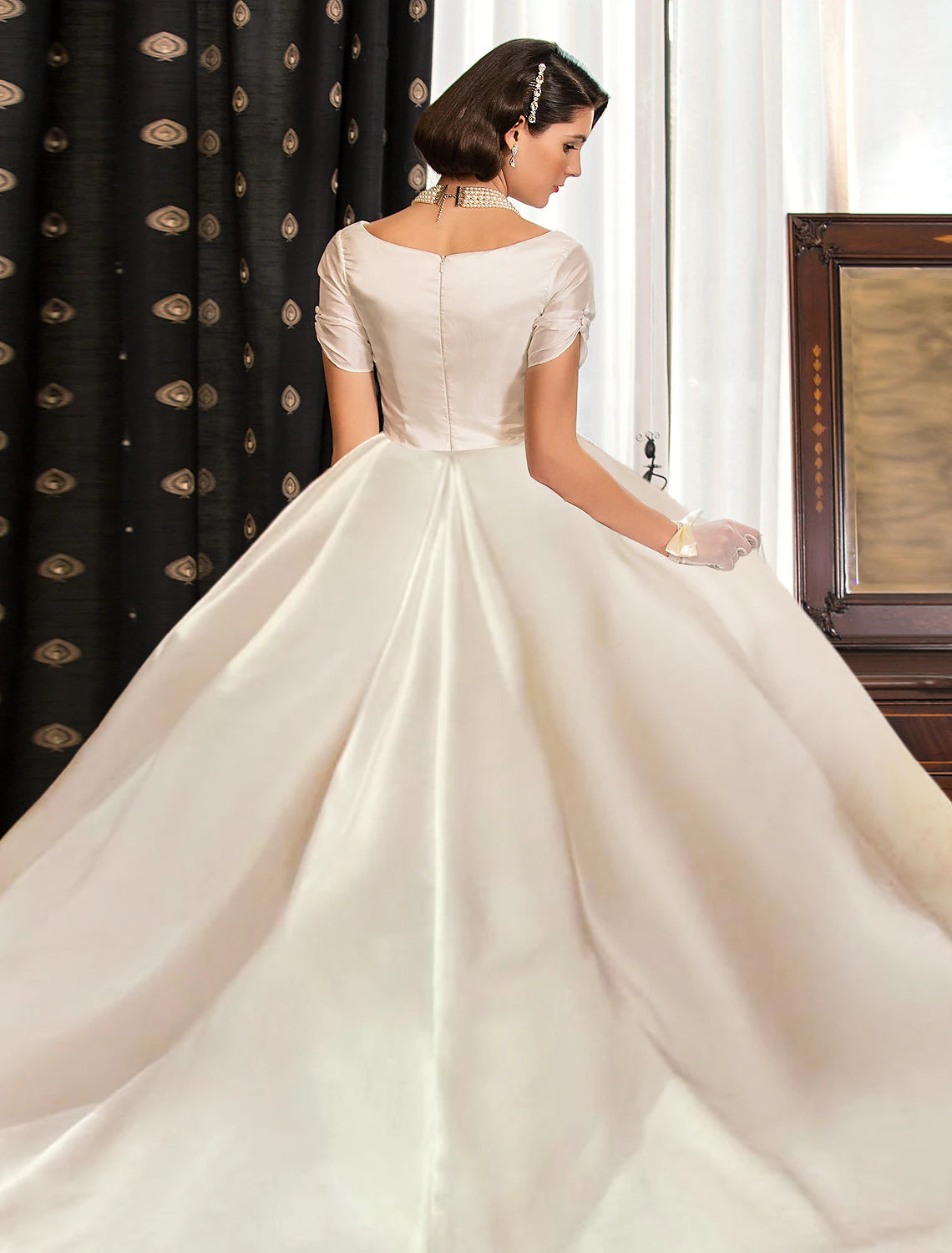 Engagement Formal Fall Wedding Dresses Ball Gown V Neck Short Sleeve Court Train Satin Bridal Gowns With Ruched Solid Color Summer Wedding Party, Women‘s Clothing