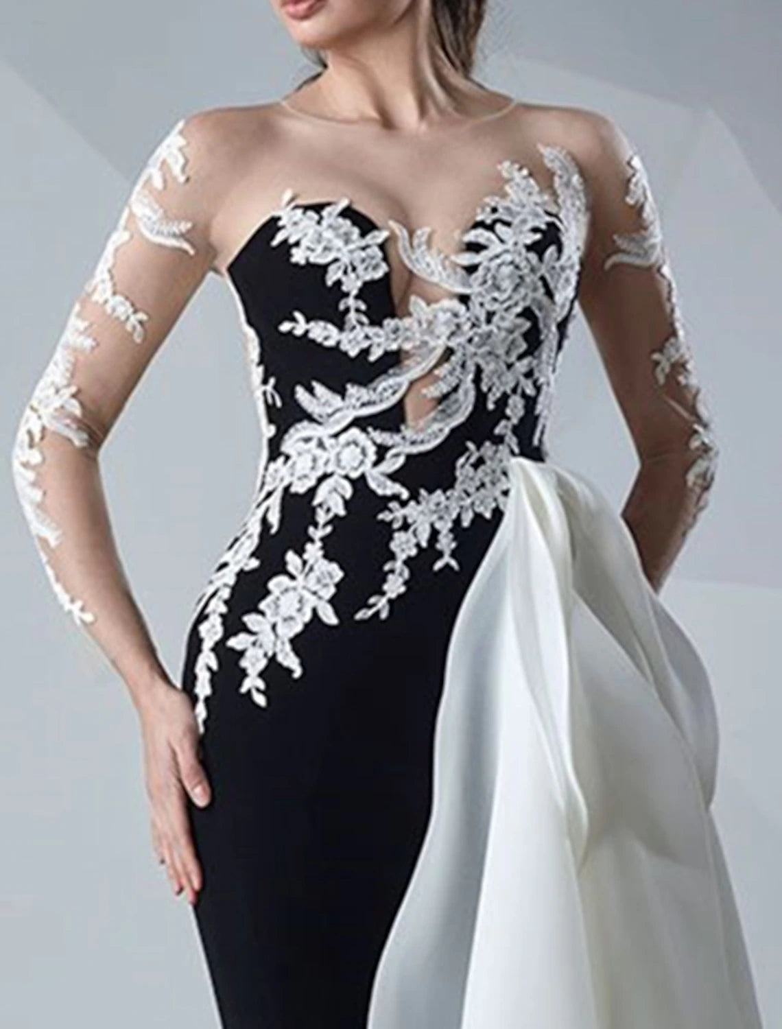 Sheath Mermaid Wedding Guest Dress Floor Length Jewel Neck Evening Gown Long Sleeve Satin Long Prom Dress with Appliques