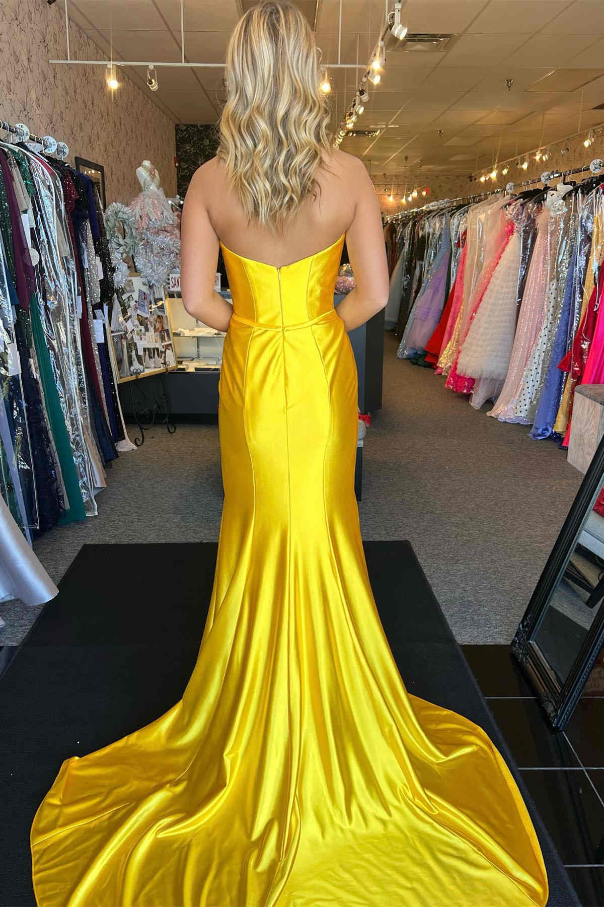 Sheath Mermaid Strapless Sweep/Brush Train Dresses Pleated Bow Prom Dress