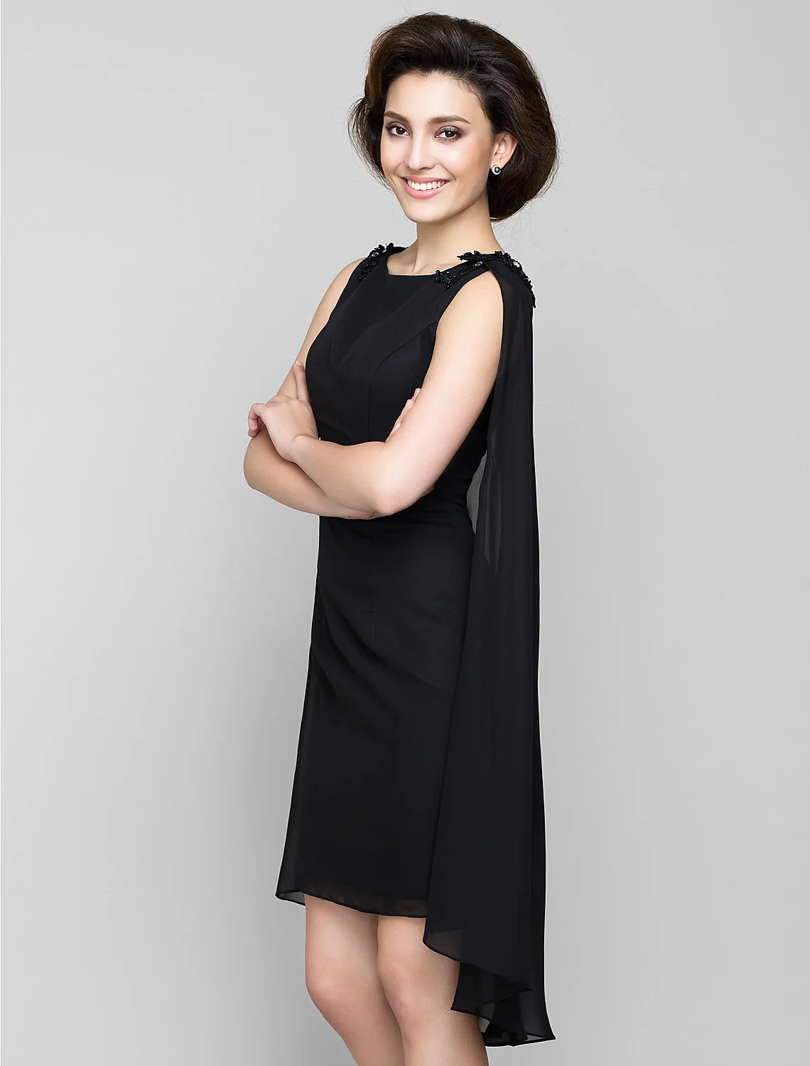 Sheath / Column Mother of the Bride Dress Wrap Included Bateau Neck Knee Length Chiffon Sleeveless yes with Crystals