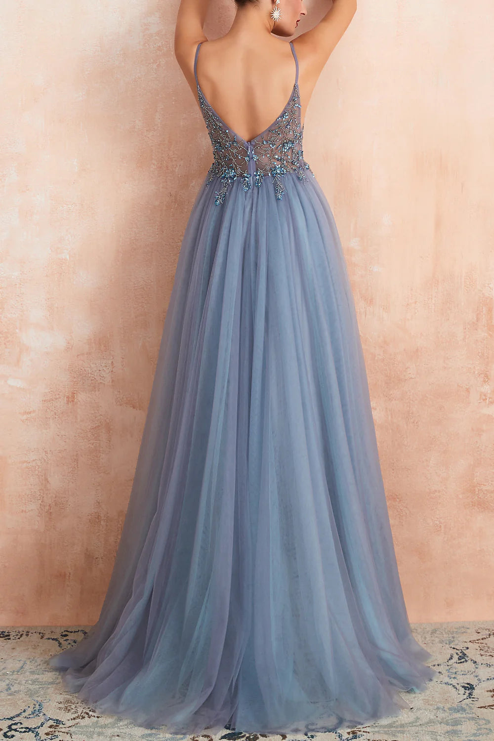 A Line V Neck Spaghetti Straps Slit Tulle Prom Dress With Sequins