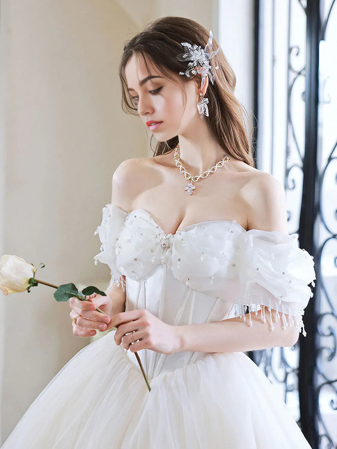 Ball Gown Quinceanera Dresses Princess Dress Sweetheart Neck Tulle Long Prom Dress White Sweet 16 Dress