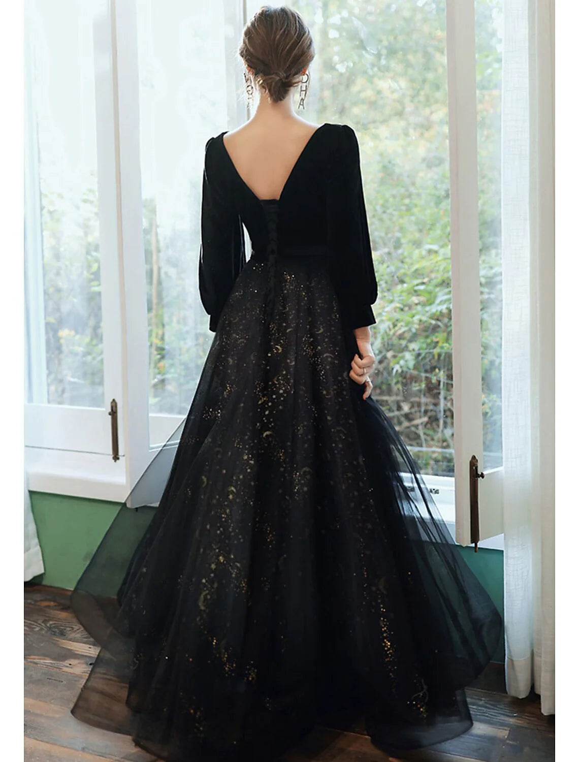 A-Line Evening Gown Sparkle Dress Wedding Guest Floor Length Long Sleeve V Neck Satin with Crystals Sequin