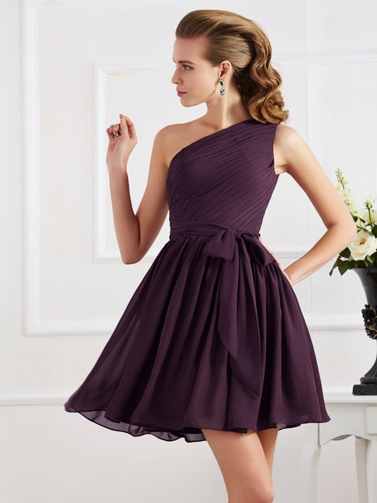 A-Line/Princess Pleats One-Shoulder Sleeveless Short Chiffon Bridesmaid Dresses Homecoming Dresses Cocktail Dresses