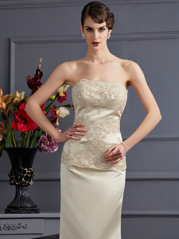 Trumpet/Mermaid Strapless Sleeveless Applique Long Satin Mother of the Bride Dresses