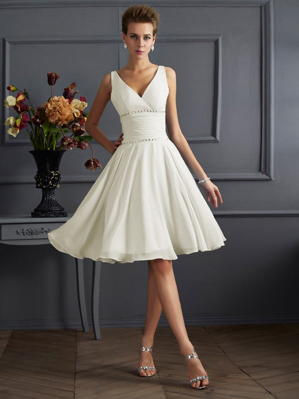 A-Line/Princess V-neck Sleeveless Pleats Short Chiffon Bridesmaid Dresses