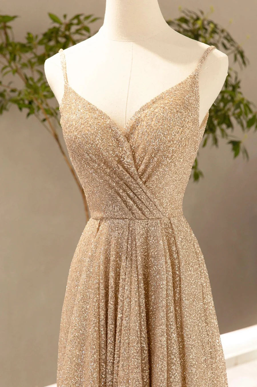 Prom Dresses  V-Neck Sparkle & Shine Dress Wedding Guest Birthday Court Train Sleeveless Sequined Evening Party Dress