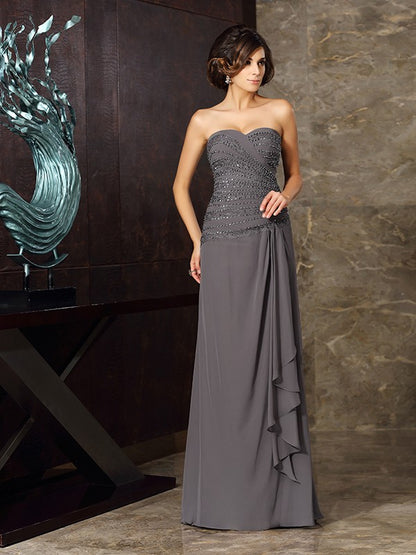 Sheath/Column Sweetheart Beading Applique Sleeveless Long Chiffon Mother of the Bride Dresses