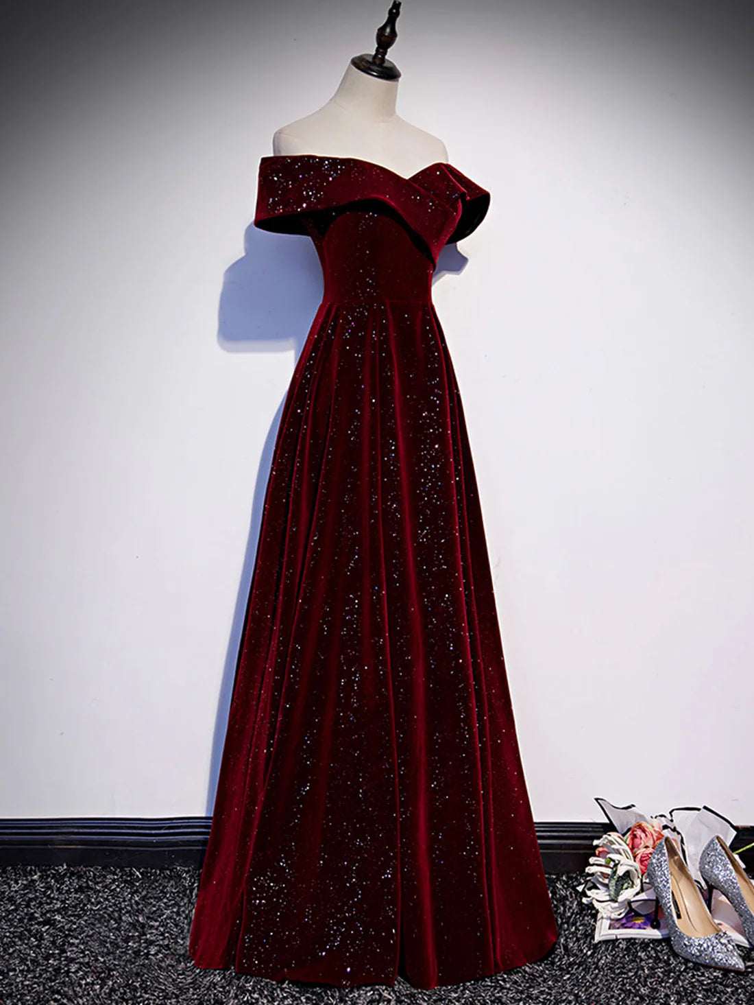 A-Line Off Shoulder Velvet Burgundy Long Prom Dress Bridesmaid Dress Formal Dresses