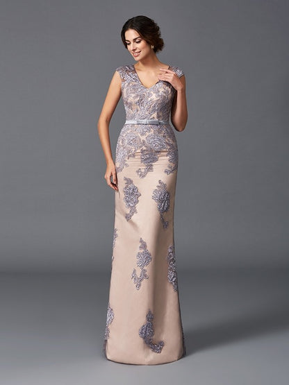 Sheath/Column Straps Applique Sleeveless Long Satin Dresses