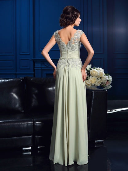 A-Line/Princess V-neck Applique Sleeveless Long Chiffon Mother of the Bride Dresses