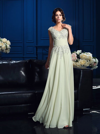 A-Line/Princess V-neck Applique Sleeveless Long Chiffon Mother of the Bride Dresses