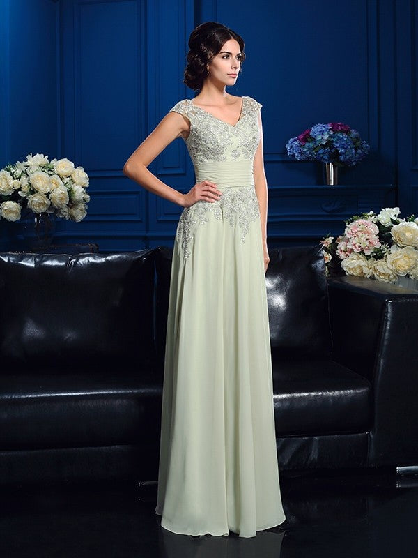 A-Line/Princess V-neck Applique Sleeveless Long Chiffon Mother of the Bride Dresses