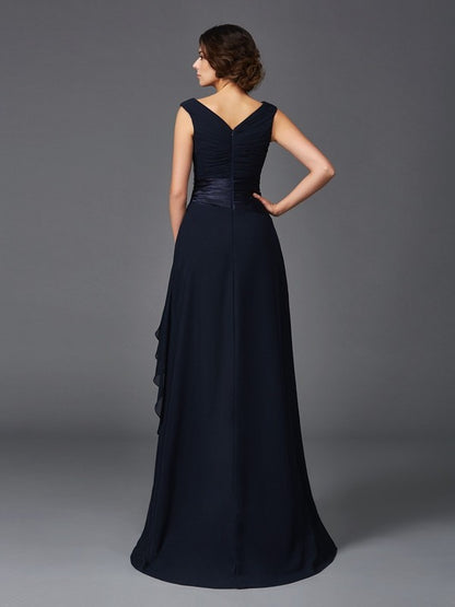 A-Line/Princess V-neck Applique Sleeveless Long Chiffon Mother of the Bride Dresses