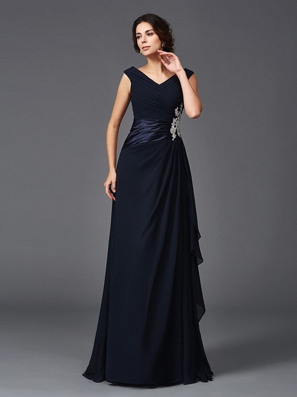 A-Line/Princess V-neck Applique Sleeveless Long Chiffon Mother of the Bride Dresses