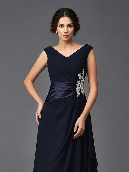 A-Line/Princess V-neck Applique Sleeveless Long Chiffon Mother of the Bride Dresses