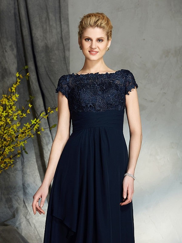 A-Line/Princess Bateau Applique Short Sleeves Long Chiffon Mother of the Bride Dresses