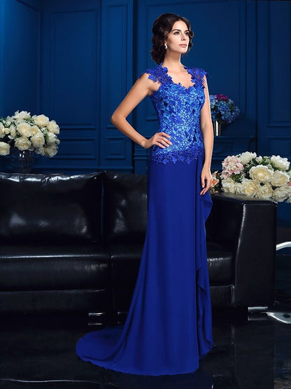 A-Line/Princess V-neck Applique Sleeveless Long Chiffon Mother of the Bride Dresses