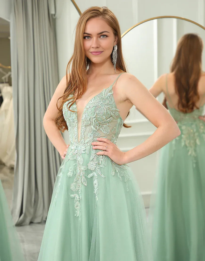 A Line Spaghetti Straps Tulle Long Prom Dress With Appliques