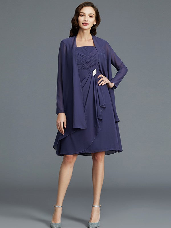 A Line Sheath/Column Straps Chiffon Knee-Length Sleeveless Mother of the Bride Dresses