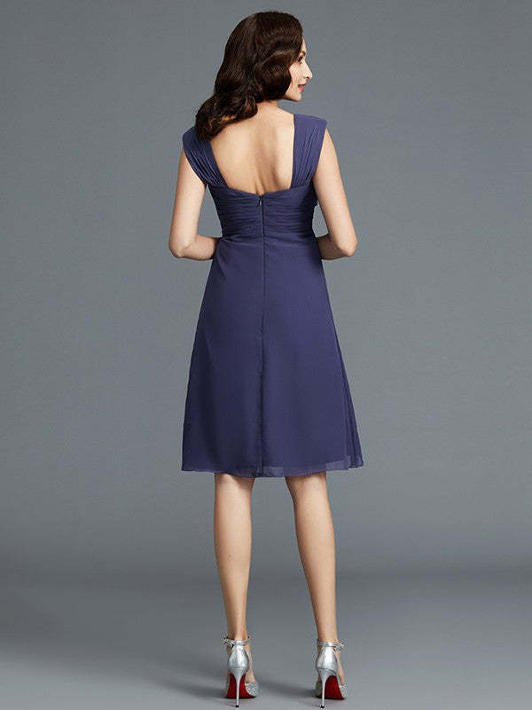 A Line Sheath/Column Straps Chiffon Knee-Length Sleeveless Mother of the Bride Dresses