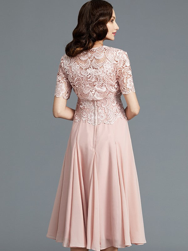 A-Line Sleeveless Scoop Tea-Length Chiffon Mother of the Bride Dresses