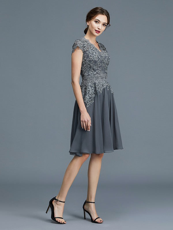 A-Line V-neck Chiffon Applique Sleeveless Knee-Length Mother of the Bride Dresses