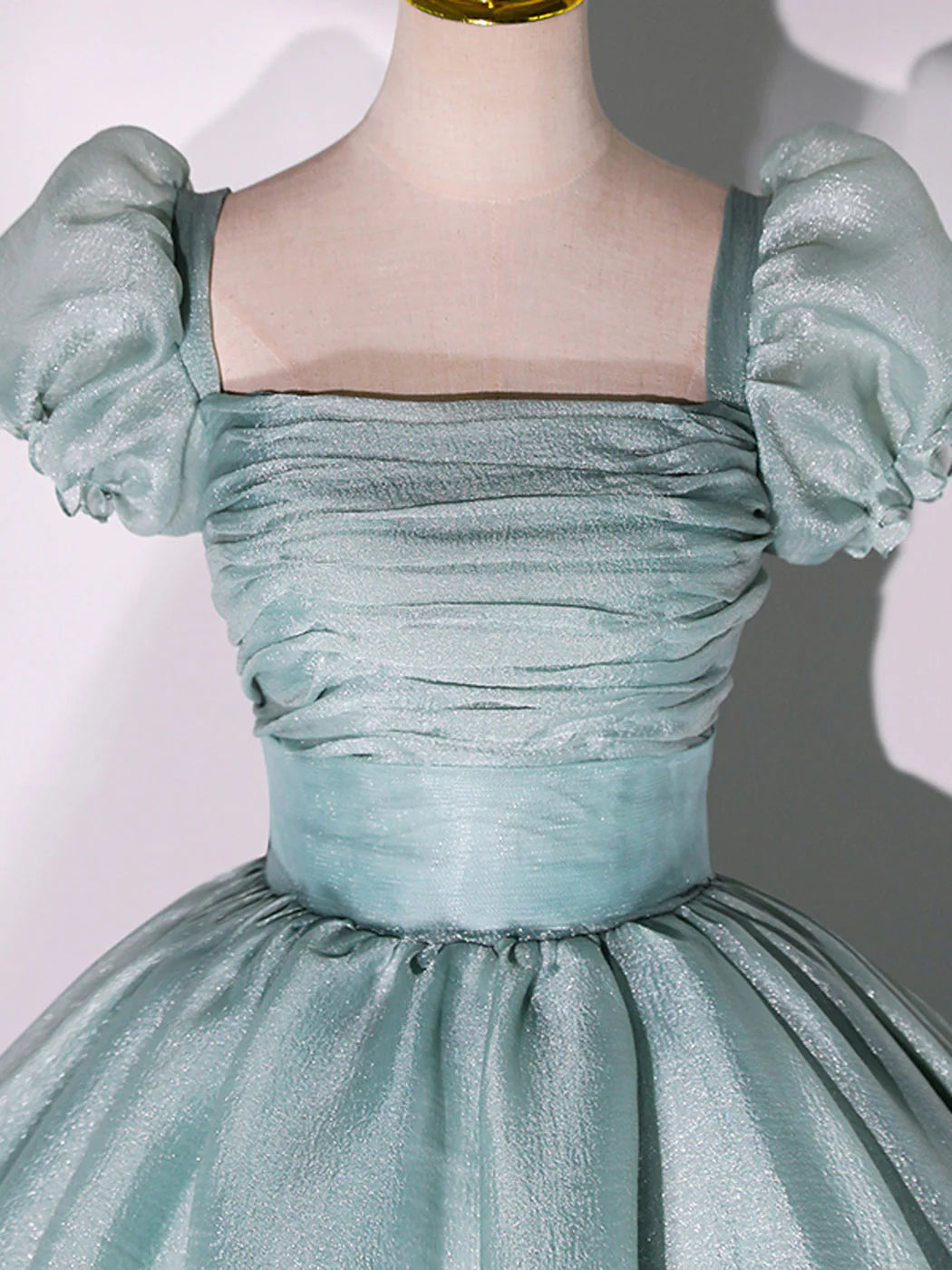 A-Line Long Prom Dresses Ball Gown Quinceanera Green Puff sleeves Green Tulle Formal Sweet 16 Dress