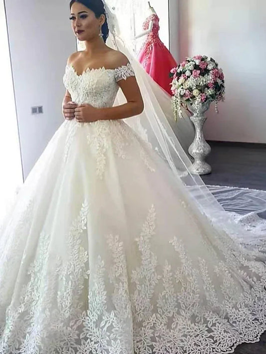 Ball Gown Wedding Dresses Off Shoulder Court Train Lace Short Sleeve Formal with Appliques