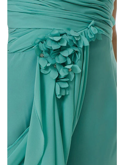 Sweetheart Neckline Strapless Knee Length Chiffon Bridesmaid Dress with Criss Cross Side Draping Flower