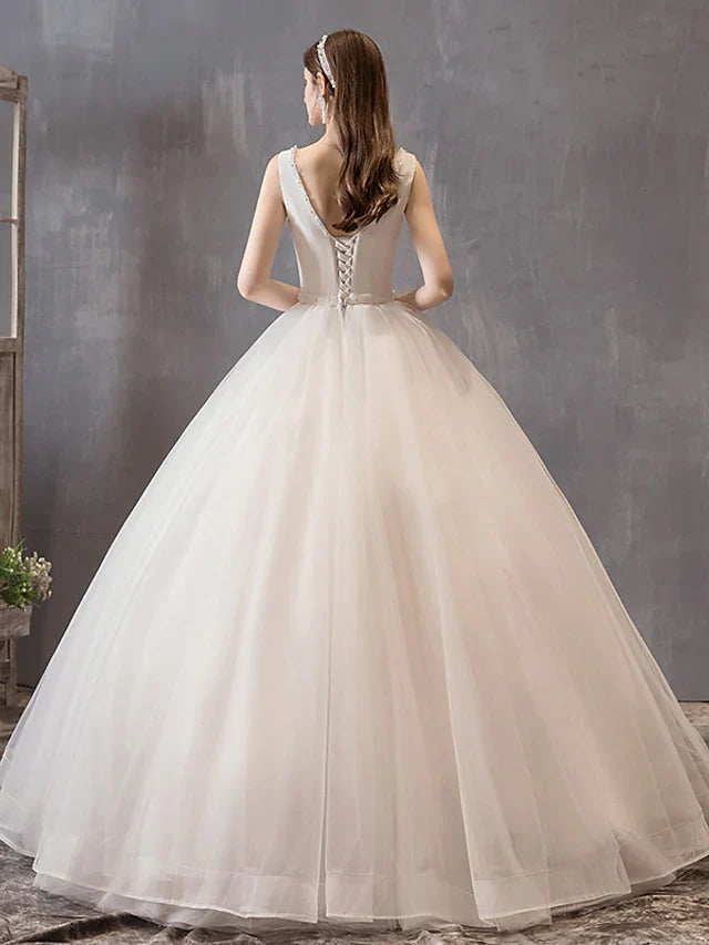 Princess Ball Gown Wedding Dresses V Neck Floor Length Satin Tulle Sleeveless Formal Luxurious with Bow(s) Beading