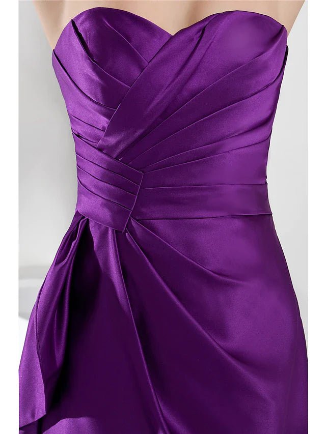 Minimalist Elegant Homecoming Cocktail Party Dress Sweetheart Neckline Sleeveless Short Mini Satin with Sleek Ruched