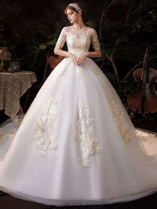 Princess Ball Gown Wedding Dresses Jewel Neck Chapel Train Lace Tulle Short Sleeve Formal Luxurious Detail with Appliques