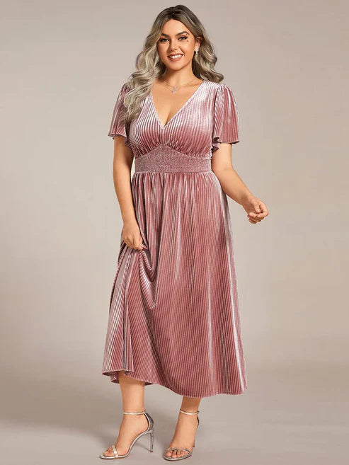 Plus Size A-line V-Neck Short Sleeve Pleated Velvet Fall Wedding Guest Dress/Prom Dresses  Party Dresses