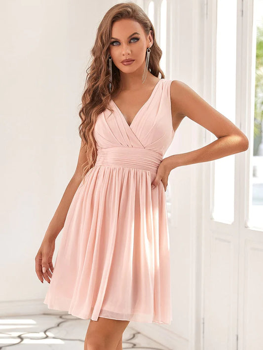 Knee-Length Chiffon Bridesmaid Dresses for Women with V-Neck